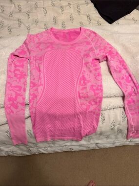 lululemon athletica Pink Seamless Crewneck Sweater